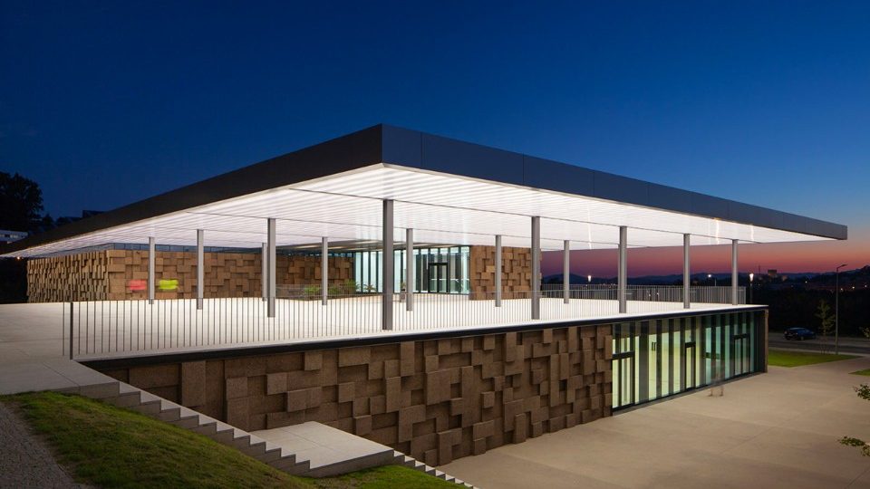 Guimarães – Portugal A sports centre which balances technology and architecture