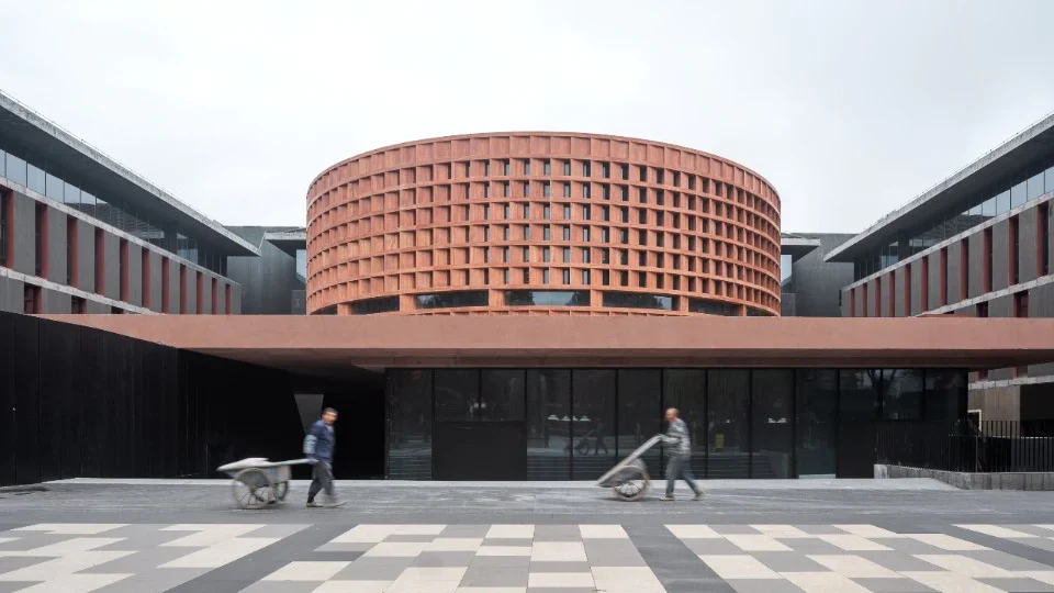 CHINA QUJIANG MUSEUM OF FINE ARTS AT SIAN