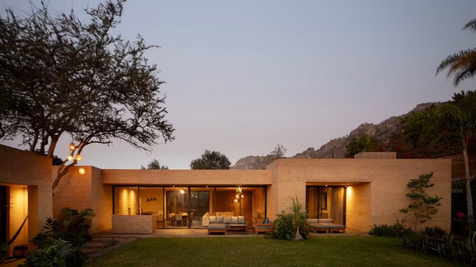 MESSICO UNA CASA APPARENTEMENTE IMPENETRABILE